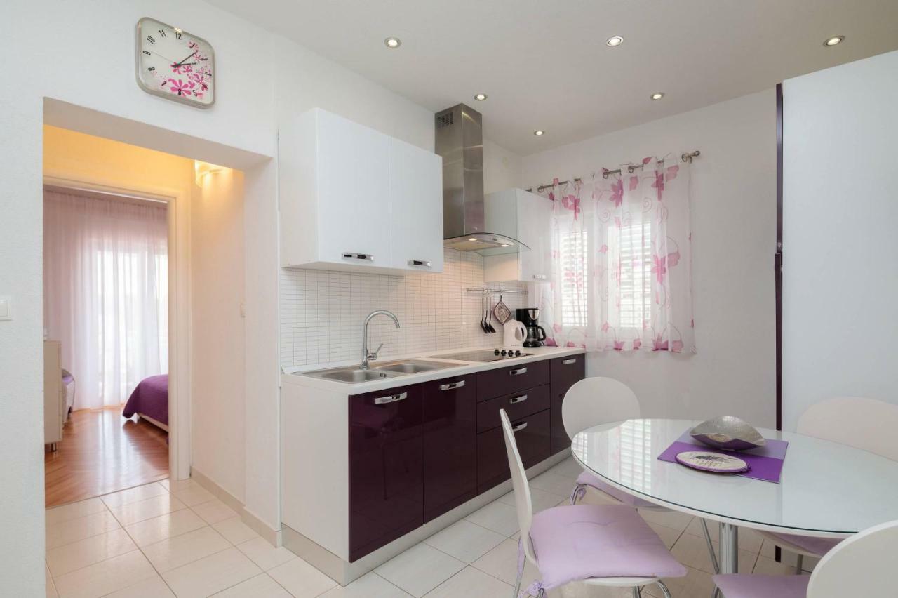 Gem Of The Sea Luxury Beach Apartment With Brand New Heating Infinity Pool Trogir Exteriér fotografie